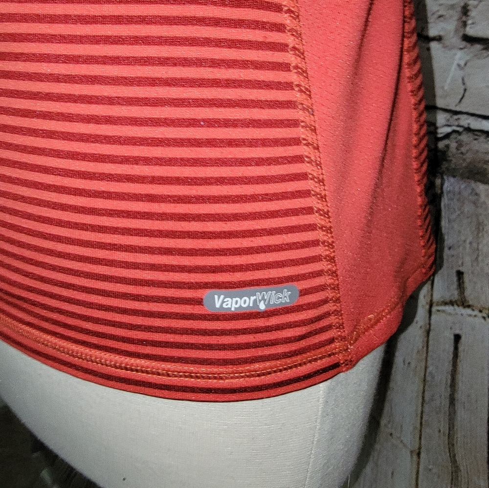 The North Face Tshirt Size M Stripe - Picture 7 of 9